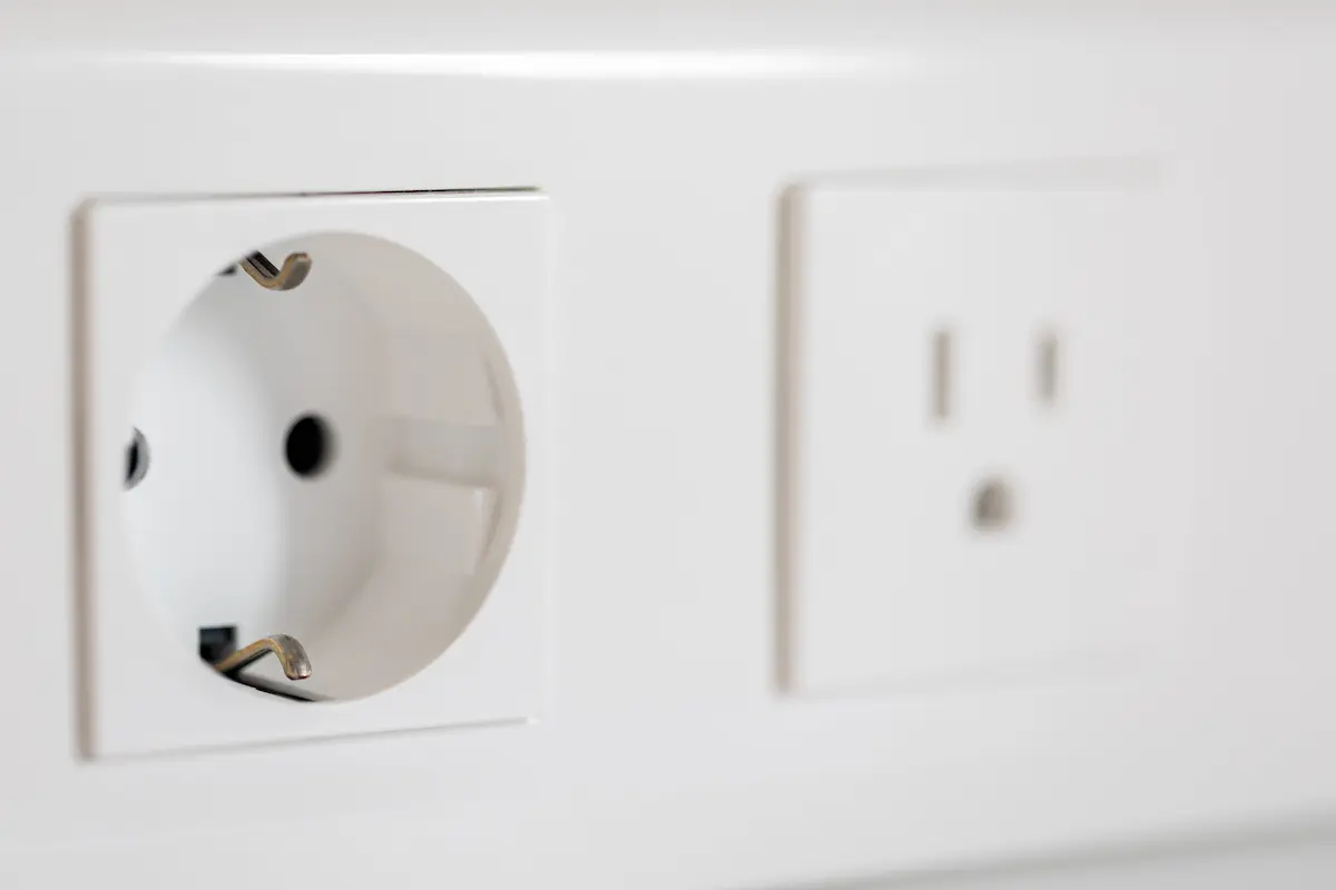 enchufe de cerca como se cambia un enchufe