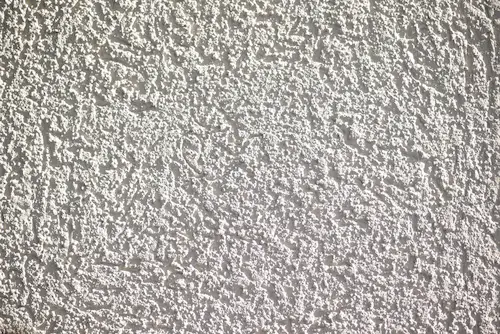 una pared de gotele como alisar paredes de gotelé