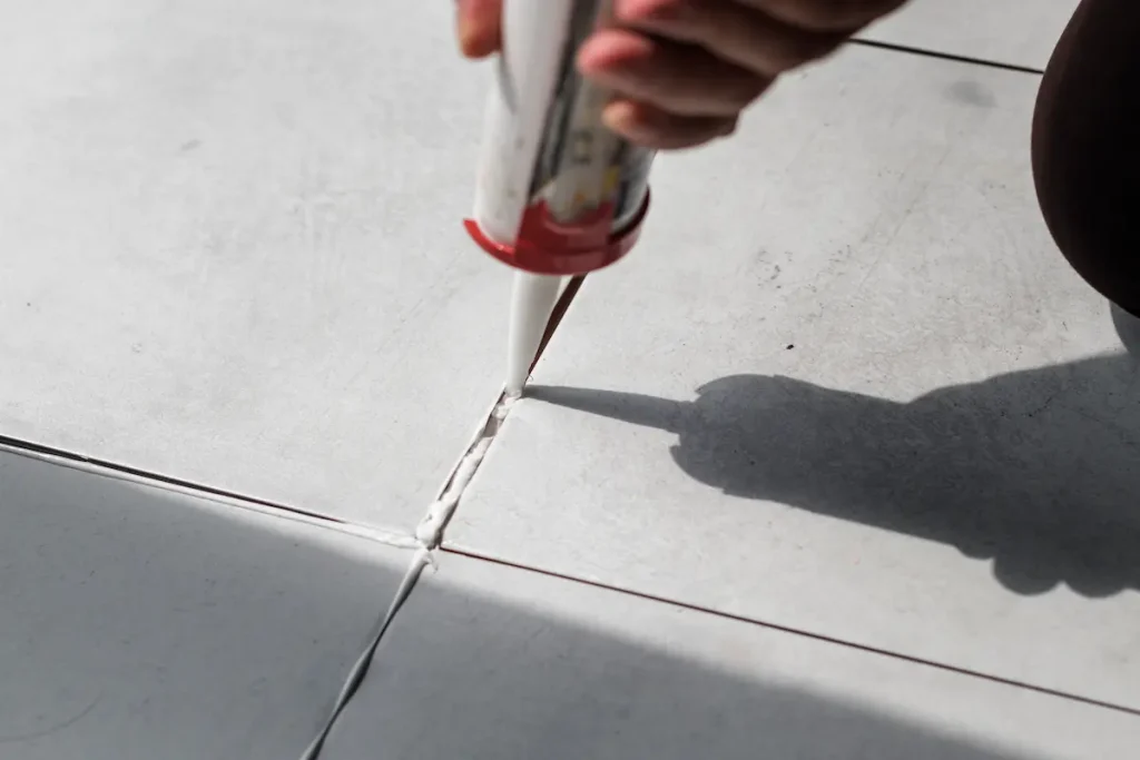 sellando el bano como sellar bañera con silicona